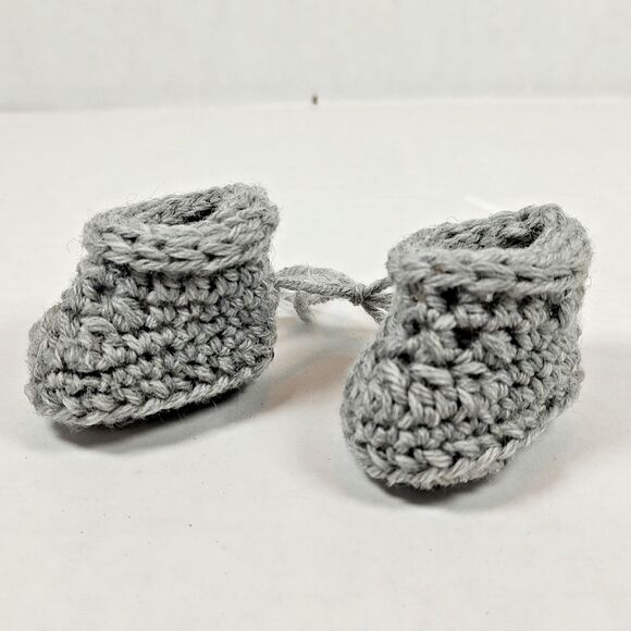 Handmade Crochet Baby Booties Soft Gray Newborn Preemie Shoes Shower Gift New - Picture 2 of 16
